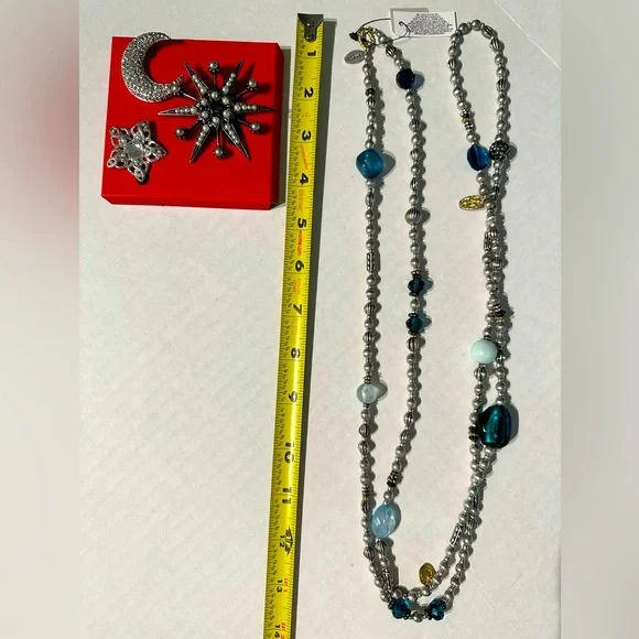 Chico’s Set of Three Brooches & One Necklace - Picture 7 of 7